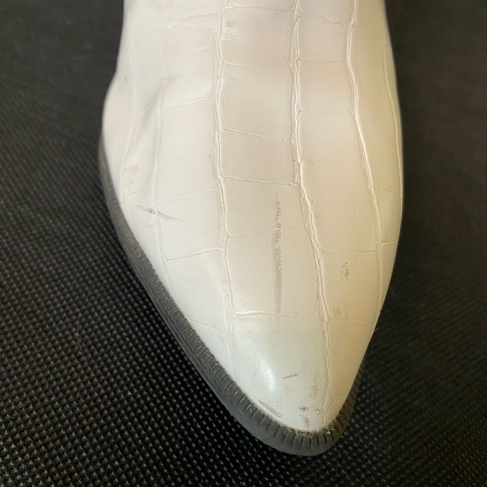 Qupid Point Toe Booties - Picture 6 of 6